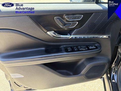 Used 2022 Lincoln Corsair FWD w/ Equipment Group 101A image 13