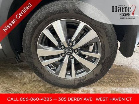 Certified 2024 Nissan Pathfinder SL AWD/4WD image 12