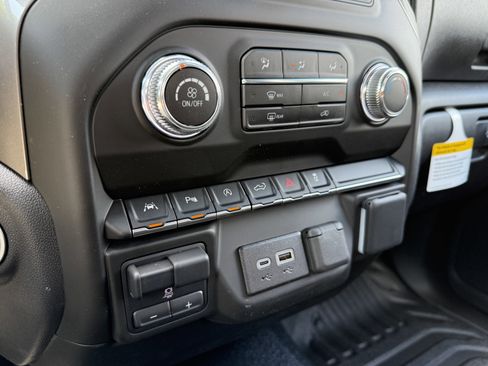 New 2025 GMC Sierra 1500 Pro w/ Pro Value Package image 25