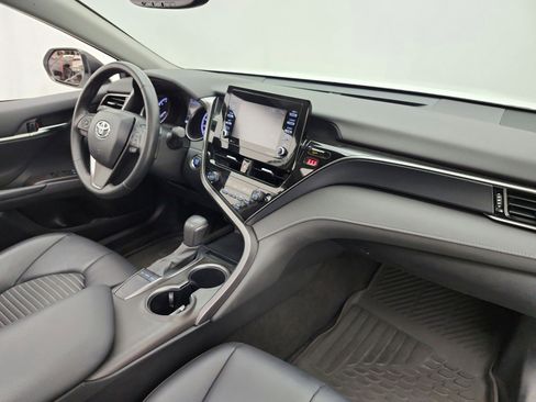 Used 2023 Toyota Camry SE w/ Convenience Package FWD image 20
