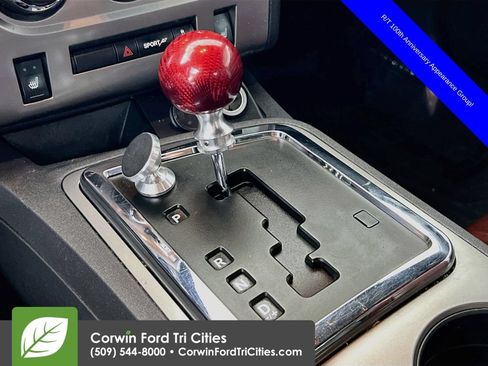 Used 2014 Dodge Challenger R/T RWD image 10