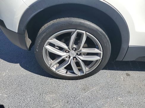 Used 2019 Cadillac XT4 Sport w/ Driver Awareness Package FWD image 7