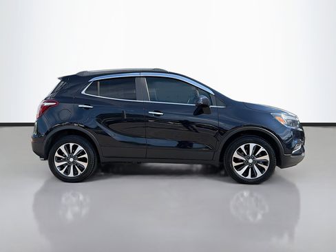 Used 2021 Buick Encore Preferred w/ Safety Package image 2