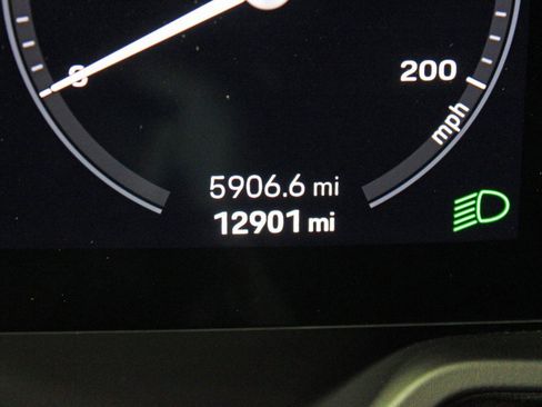 Used 2024 Porsche 911 Carrera 4 GTS w/ Premium Package image 24