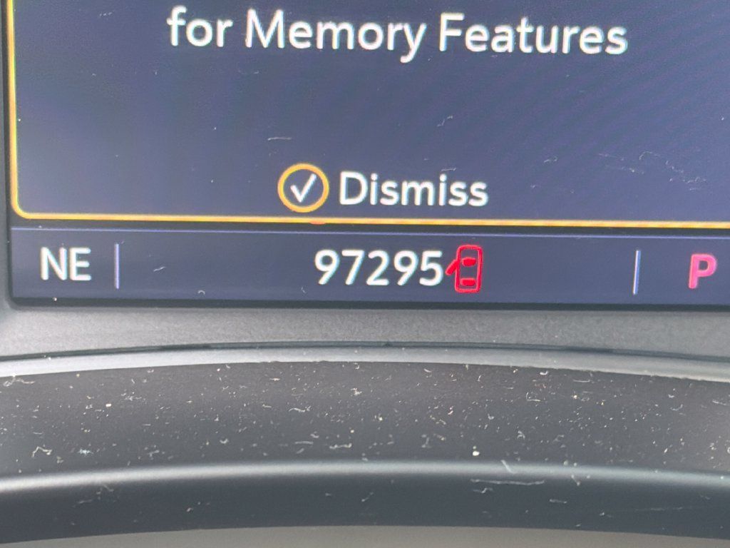 Used 2020 GMC Terrain Denali w/ Denali Premium Package FWD image 19