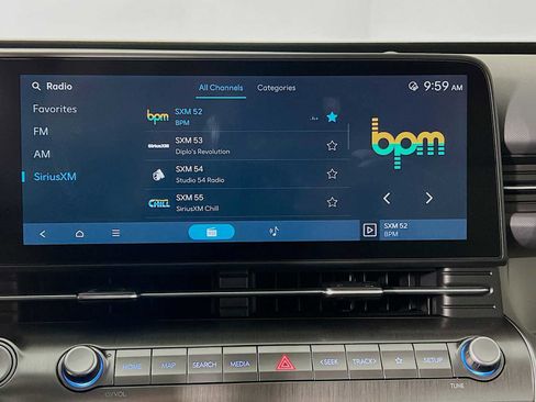 Certified 2025 Hyundai Kona SEL image 8