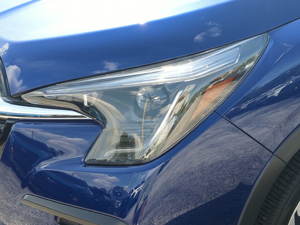 Used 2026 Subaru Ascent Touring AWD/4WD image 8