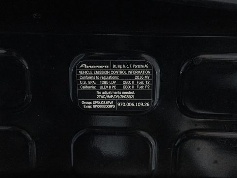 Certified 2016 Porsche Panamera image 43