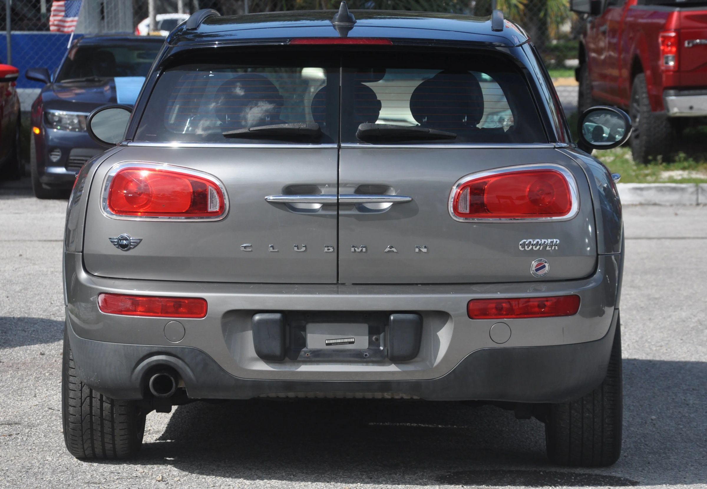 Used 2016 MINI Cooper Clubman FWD image 7
