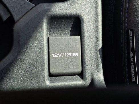 Used 2025 Subaru Forester Limited AWD/4WD image 37