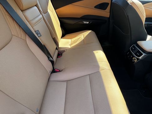 Used 2025 Lexus RX 350 Premium w/ Accessory Package image 40