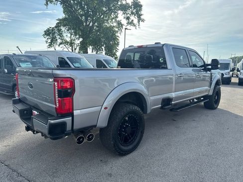 Used 2024 Ford F350 Lariat w/ Lariat Ultimate Package AWD/4WD image 10