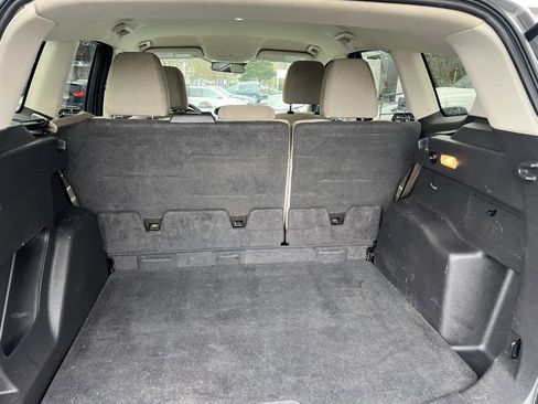 Used 2017 Ford Escape SE image 9