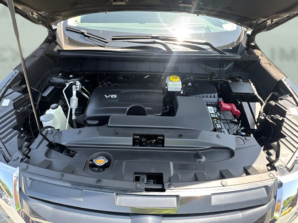Used 2023 Nissan Pathfinder Platinum AWD/4WD image 35