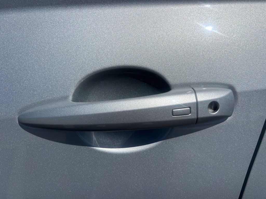 Used 2025 Nissan Altima 2.5 SR FWD image 29