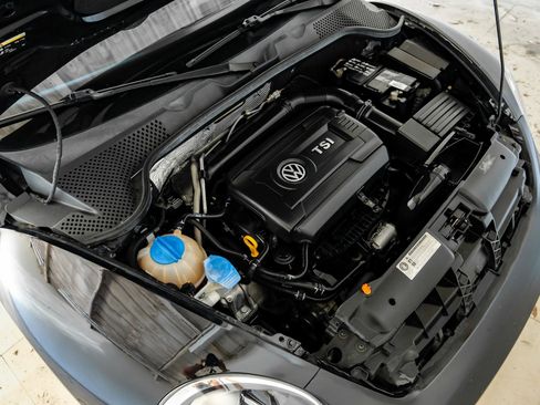 Used 2013 Volkswagen Beetle 2.0T image 44