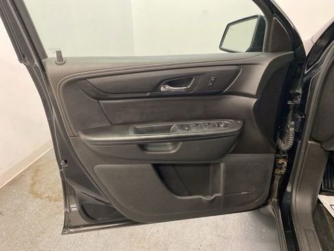 Used 2015 Chevrolet Traverse LT AWD/4WD image 18