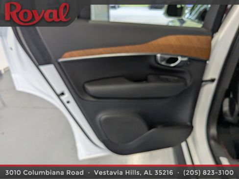 Certified 2024 Volvo XC90 B6 Plus w/ Protection Package Premier image 15
