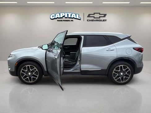 Used 2023 Chevrolet Blazer Premier w/ Enhanced Convenience Package image 13