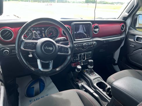Used 2021 Jeep Wrangler Unlimited Rubicon AWD/4WD image 19