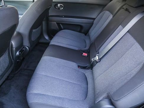 Certified 2025 Hyundai Ioniq 5 SE image 20