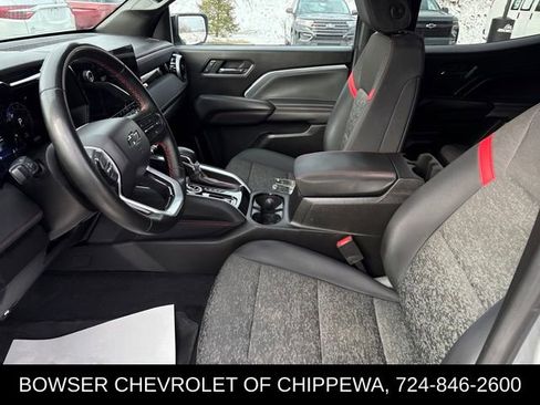 Certified 2024 Chevrolet Colorado Z71 w/ Z71 Convenience Package 2 image 9