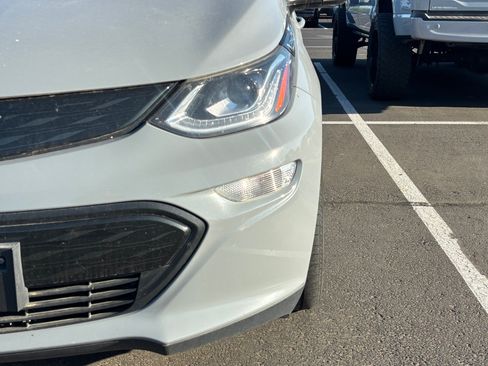 Used 2019 Chevrolet Bolt LT FWD image 8