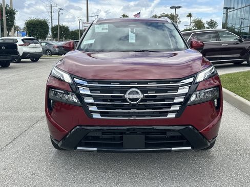 New 2026 Nissan Rogue Platinum AWD/4WD image 3