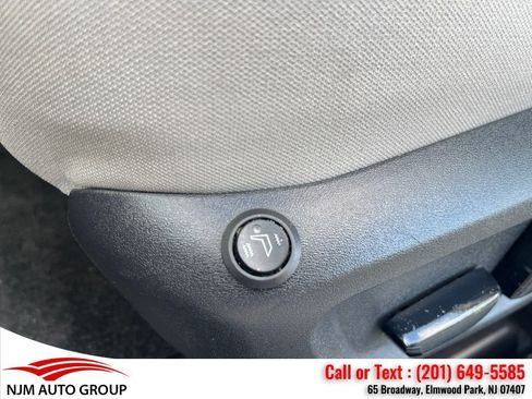 Used 2023 Nissan Rogue SV AWD/4WD image 18