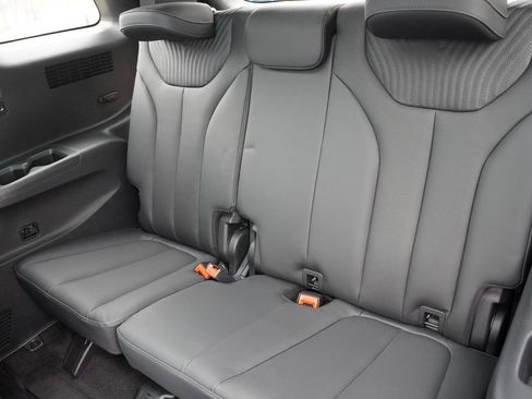 Used 2024 Hyundai Palisade Calligraphy image 23