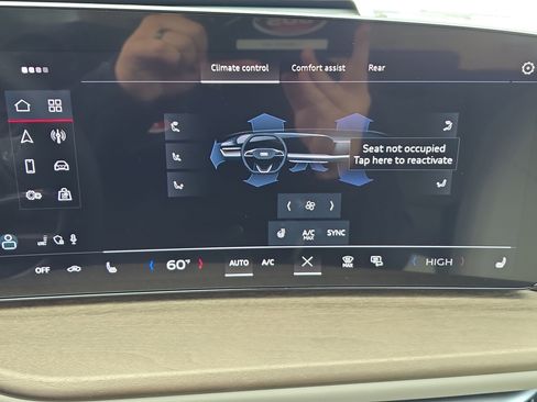 New 2025 Audi Q5 Premium image 24