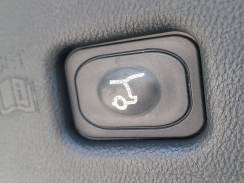 Used 2021 Lincoln Nautilus Reserve FWD image 8