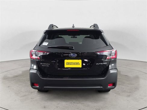 Certified 2025 Subaru Outback Premium image 4