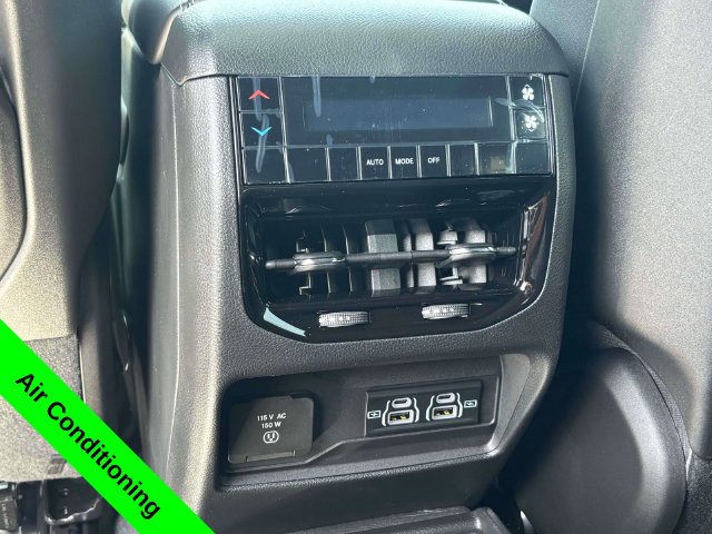 New 2026 Jeep Grand Cherokee L 4WD image 11