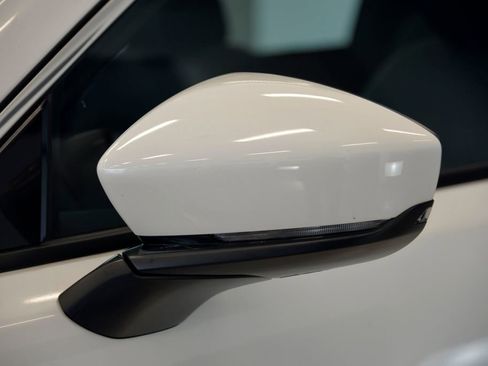 Certified 2024 MAZDA CX-90 Plug-In Hybrid w/ Premium Pkg AWD/4WD image 12