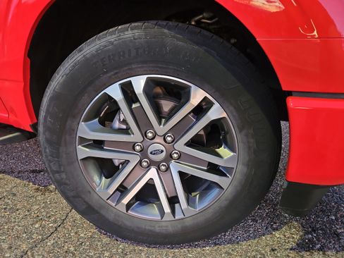 Used 2021 Ford F150 XL w/ STX Appearance Package image 21