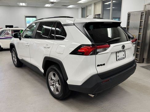 Used 2025 Toyota RAV4 XLE AWD/4WD image 26