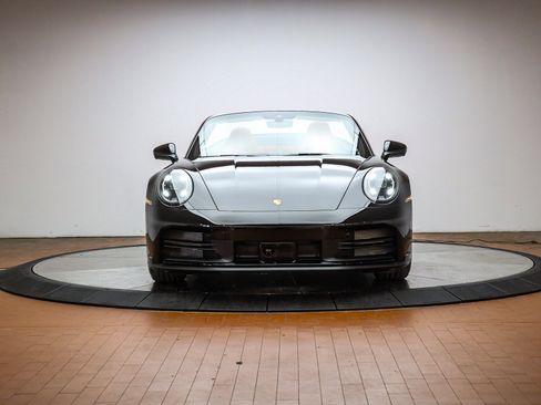 Used 2026 Porsche 911 Carrera image 15