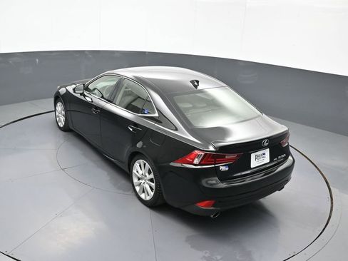 Used 2016 Lexus IS 300 AWD w/ Premium Package image 41