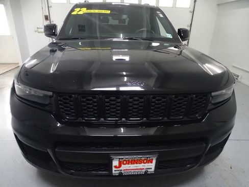 Used 2022 Jeep Grand Cherokee L Laredo AWD/4WD image 25