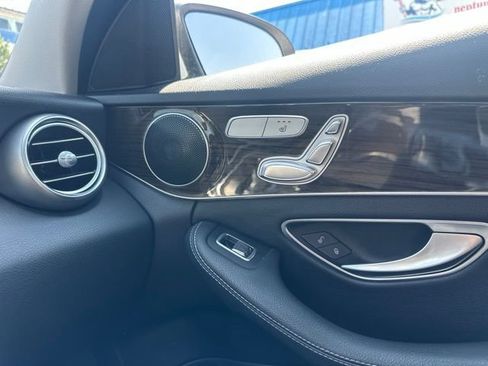 Used 2018 Mercedes-Benz C 300 4MATIC Sedan image 26
