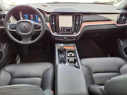 Certified 2025 Volvo S60 B5 Plus FWD image 17