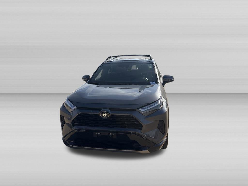 Used 2025 Toyota RAV4 SE w/ Convenience Package AWD/4WD image 10