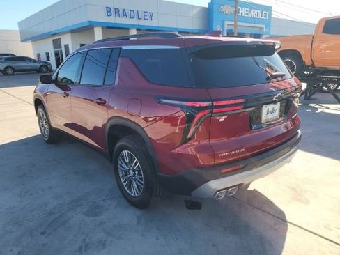 New 2026 Chevrolet Traverse LT w/ Driver Confidence Package image 6