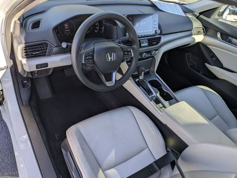 Used 2020 Honda Accord LX image 9