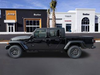 New 2026 Jeep Gladiator Sport video 3