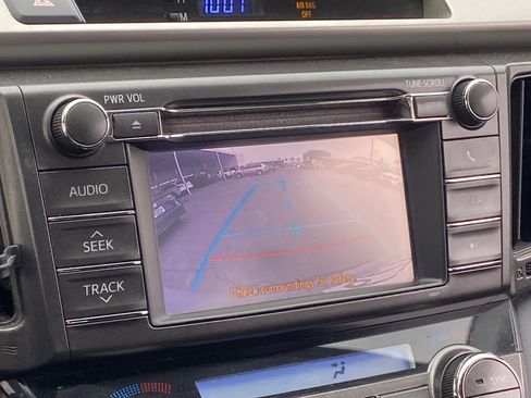 Used 2013 Toyota RAV4 XLE FWD image 7