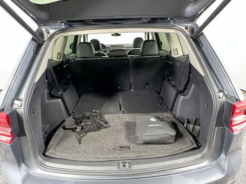 Used 2018 Volkswagen Atlas SEL AWD/4WD image 25