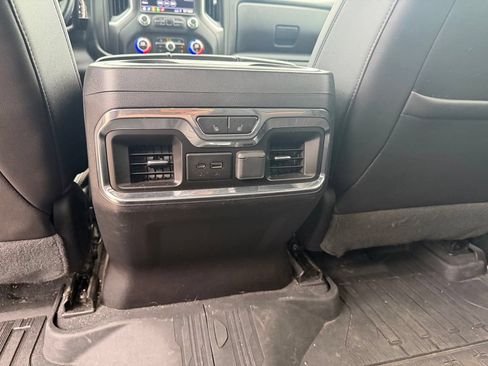 Used 2019 GMC Sierra 1500 AT4 w/ AT4 Premium Package AWD/4WD image 17
