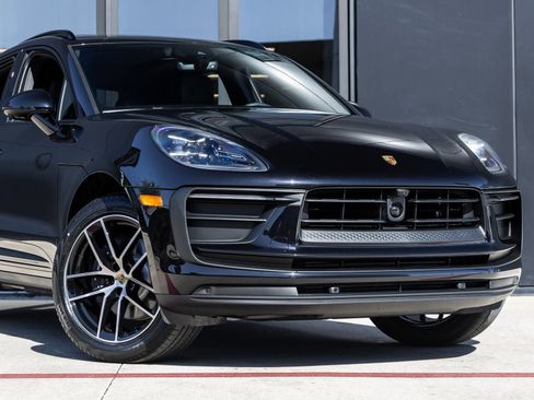 New 2026 Porsche Macan image 9